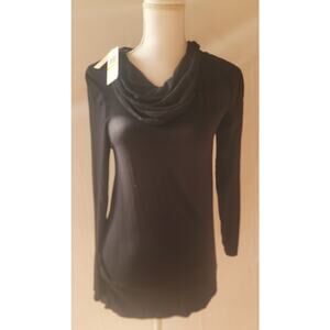 Cabi #3050 black cozy Cowl neck tunic style fit top. Long sleeve EUC